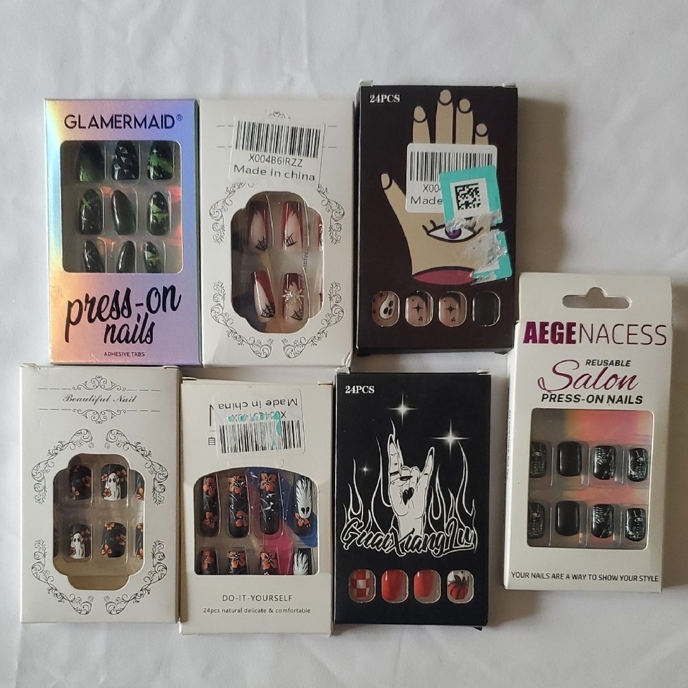7 Sets Of HALLOWEEN Press On Nails DIY Goth Spooky Edgy Punk Baddie Dark Moto